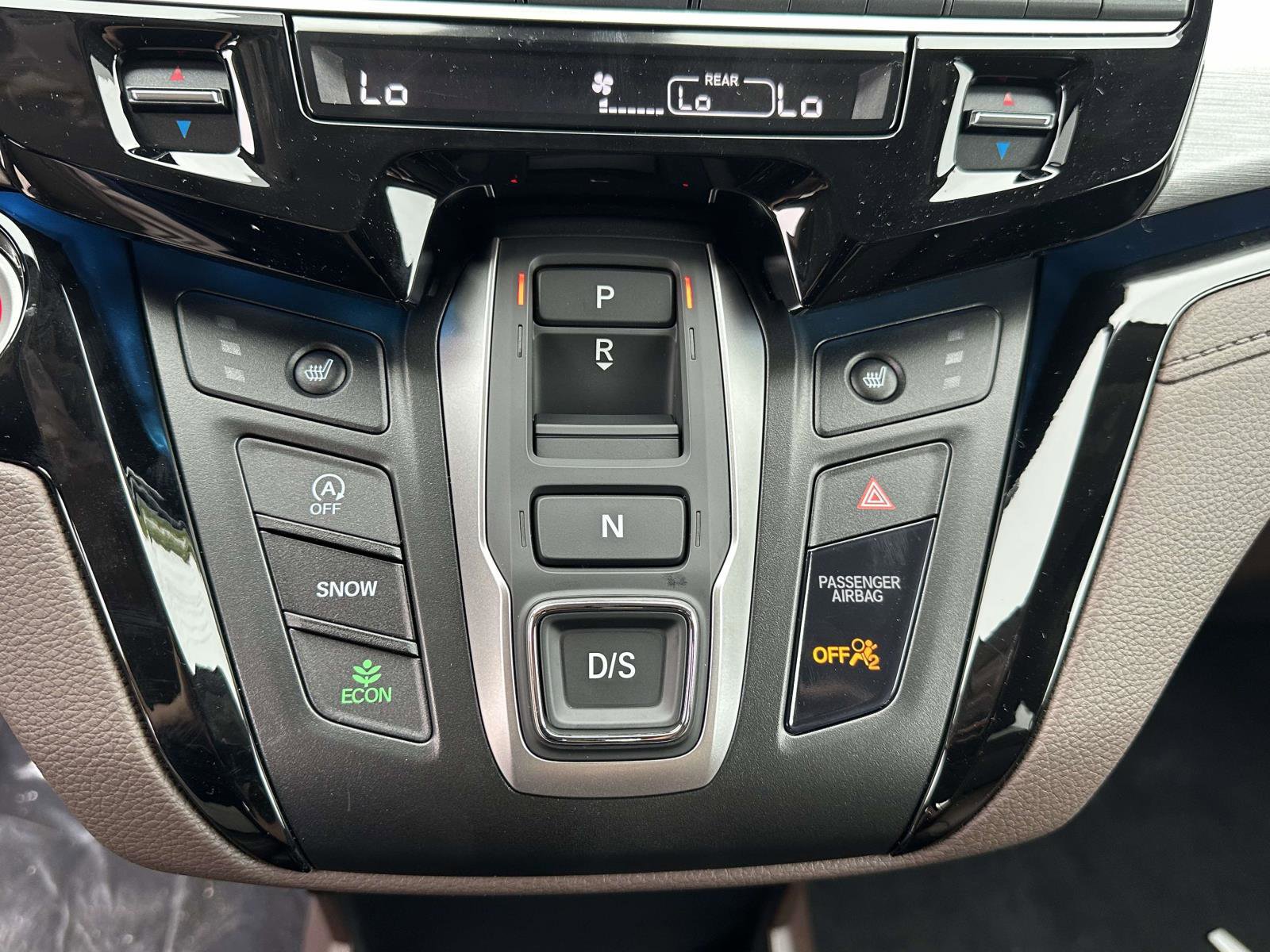 New 2026 Honda Odyssey Touring image 7