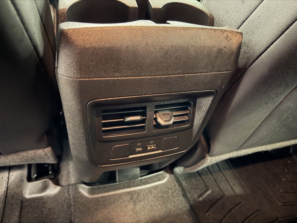 Used 2024 Chevrolet Colorado LT w/ LT Convenience Package III image 31