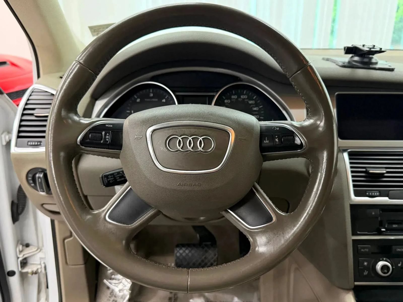 Used 2015 Audi Q7 TDI Premium Plus w/ Premium Plus Package AWD/4WD image 32