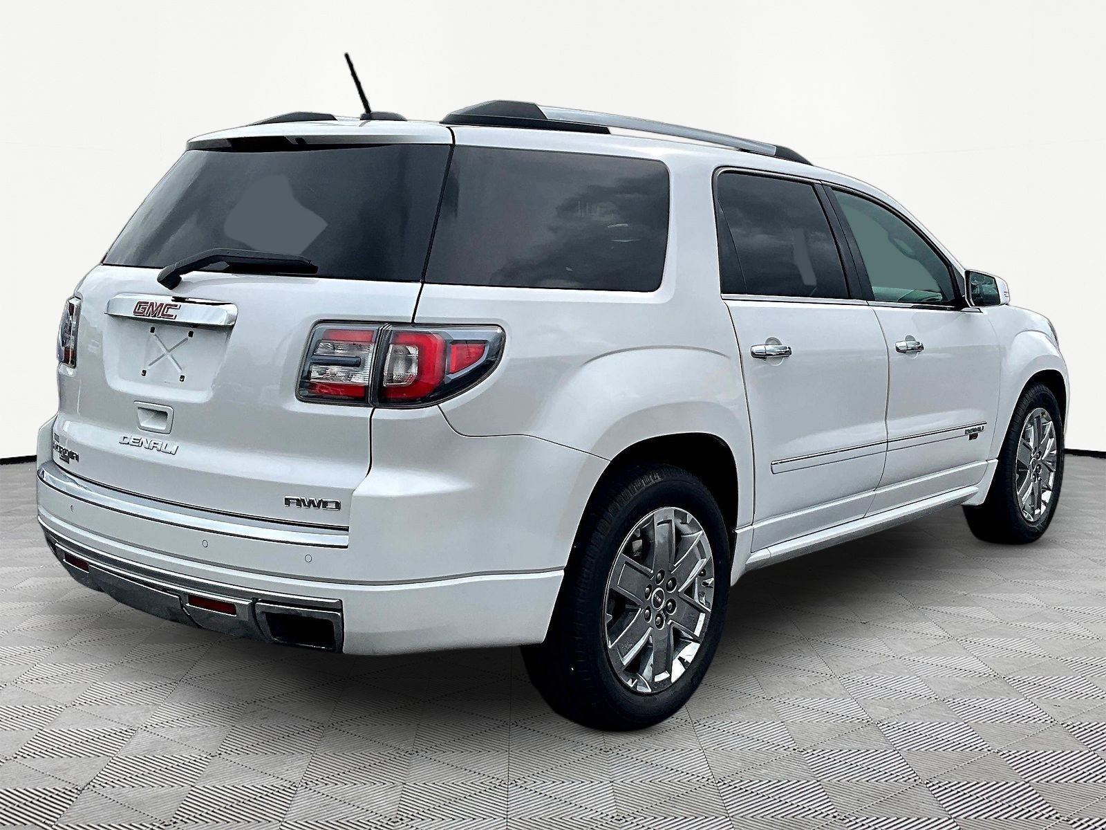 Used 2016 GMC Acadia Denali AWD/4WD image 6