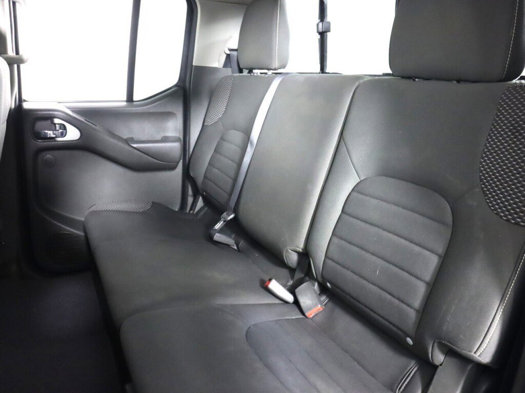 Used 2016 Nissan Frontier PRO-4X image 29