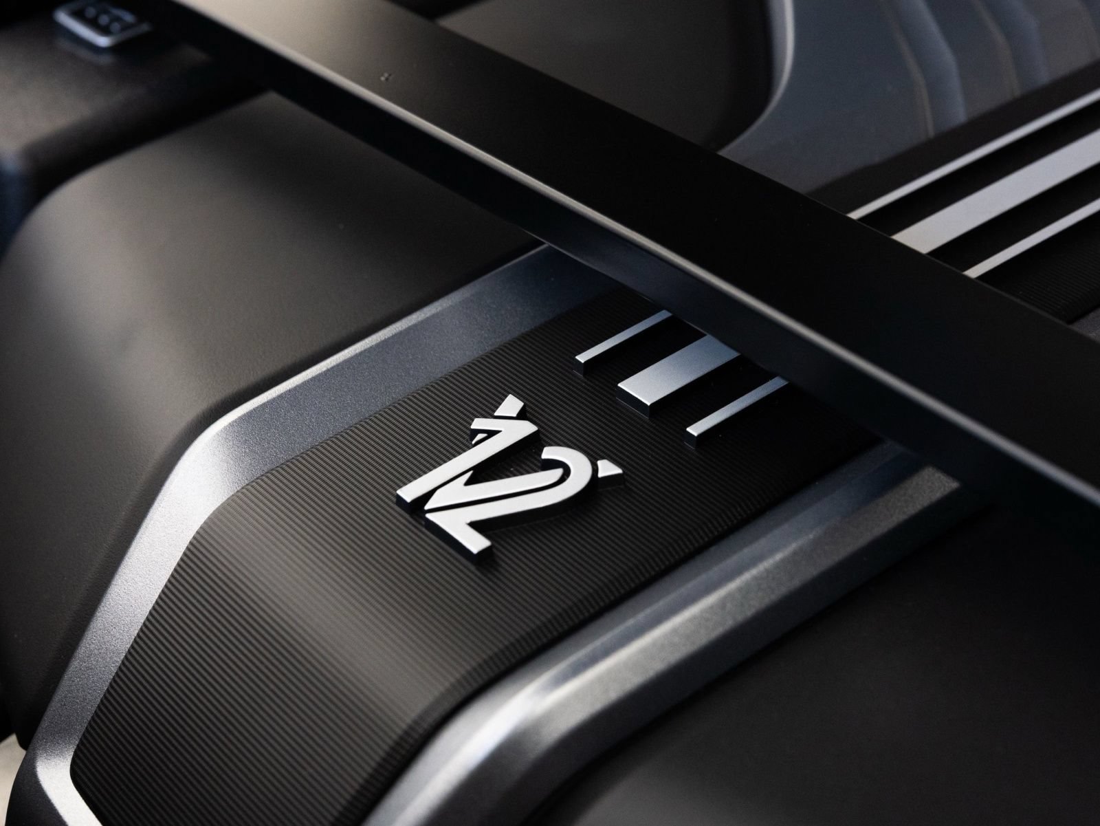 New 2027 Rolls-Royce Cullinan Black Badge AWD/4WD image 25