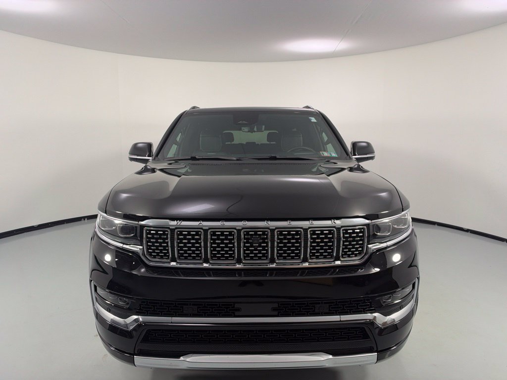 Used 2022 Jeep Grand Wagoneer Series II AWD/4WD image 2