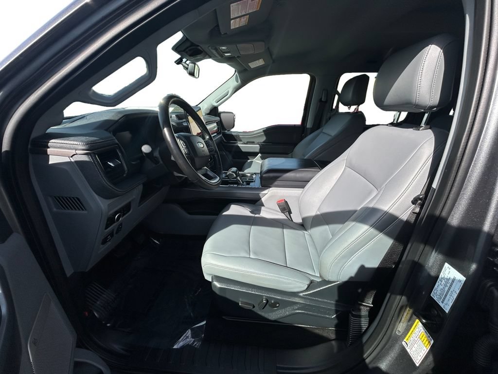 Used 2025 Ford F150 Lightning Flash AWD/4WD image 13