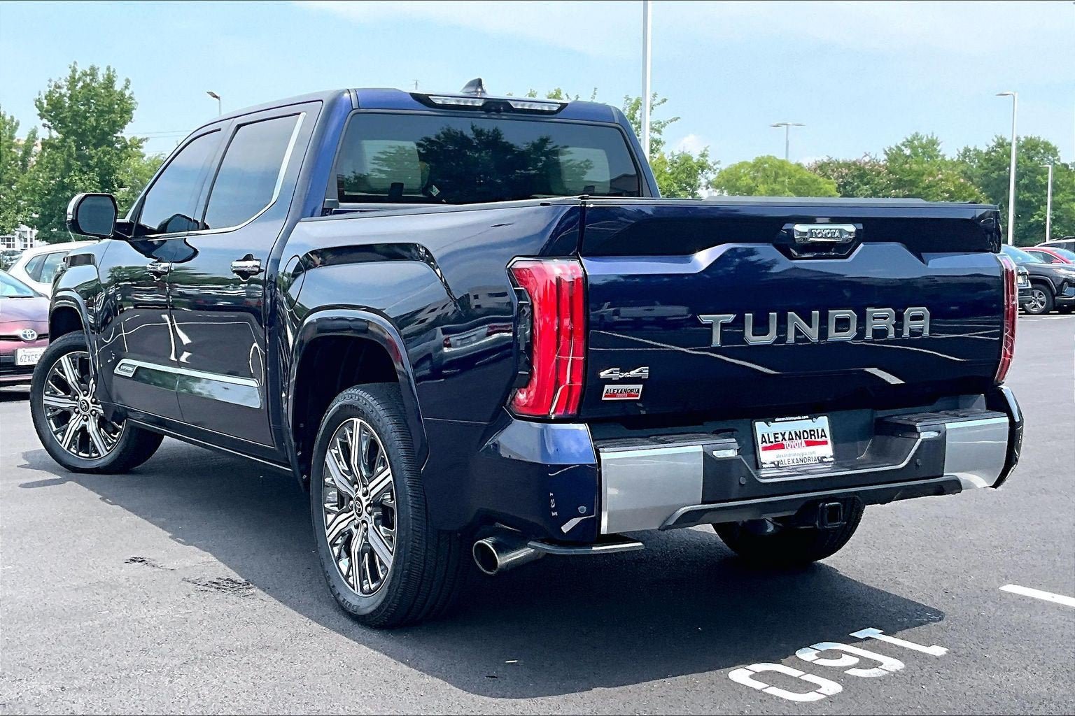 Used 2022 Toyota Tundra Capstone AWD/4WD image 11