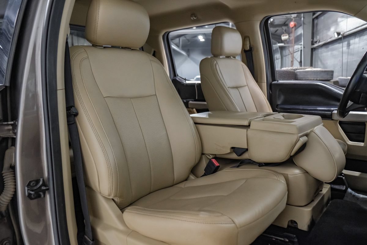 Used 2020 Ford F250 Lariat w/ Lariat Value Package AWD/4WD image 33