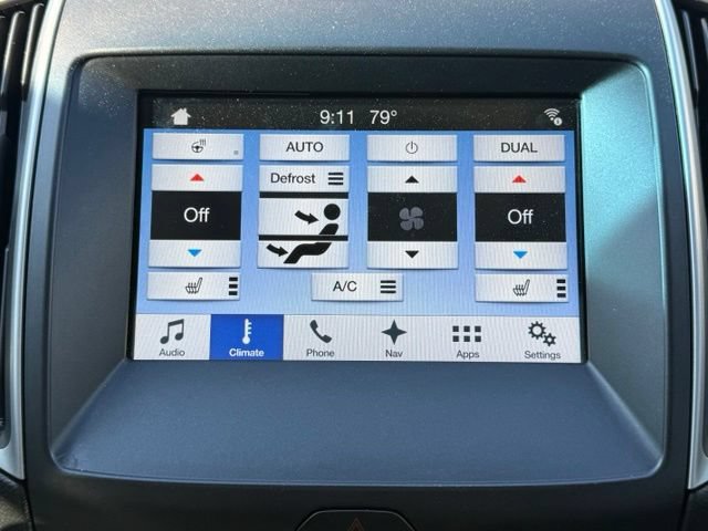 Certified 2018 Ford Edge SEL w/ Canadian Touring Package AWD/4WD image 25