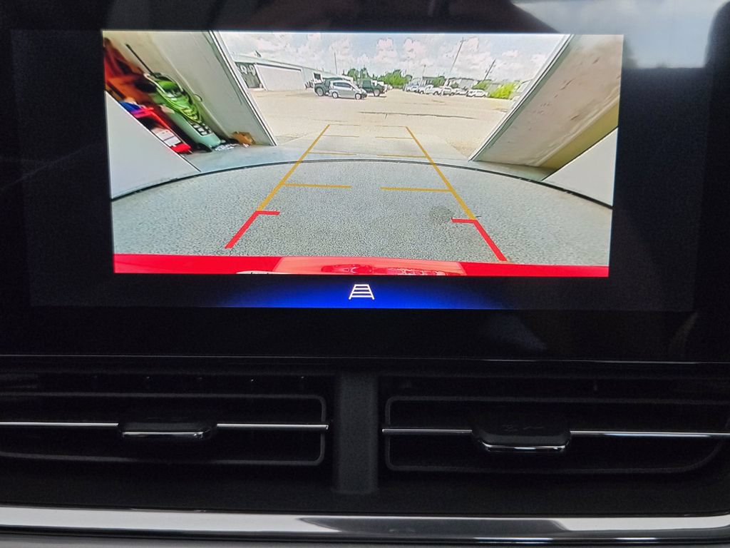 New 2026 Chevrolet Trax LT w/ Driver Confidence Package FWD image 19
