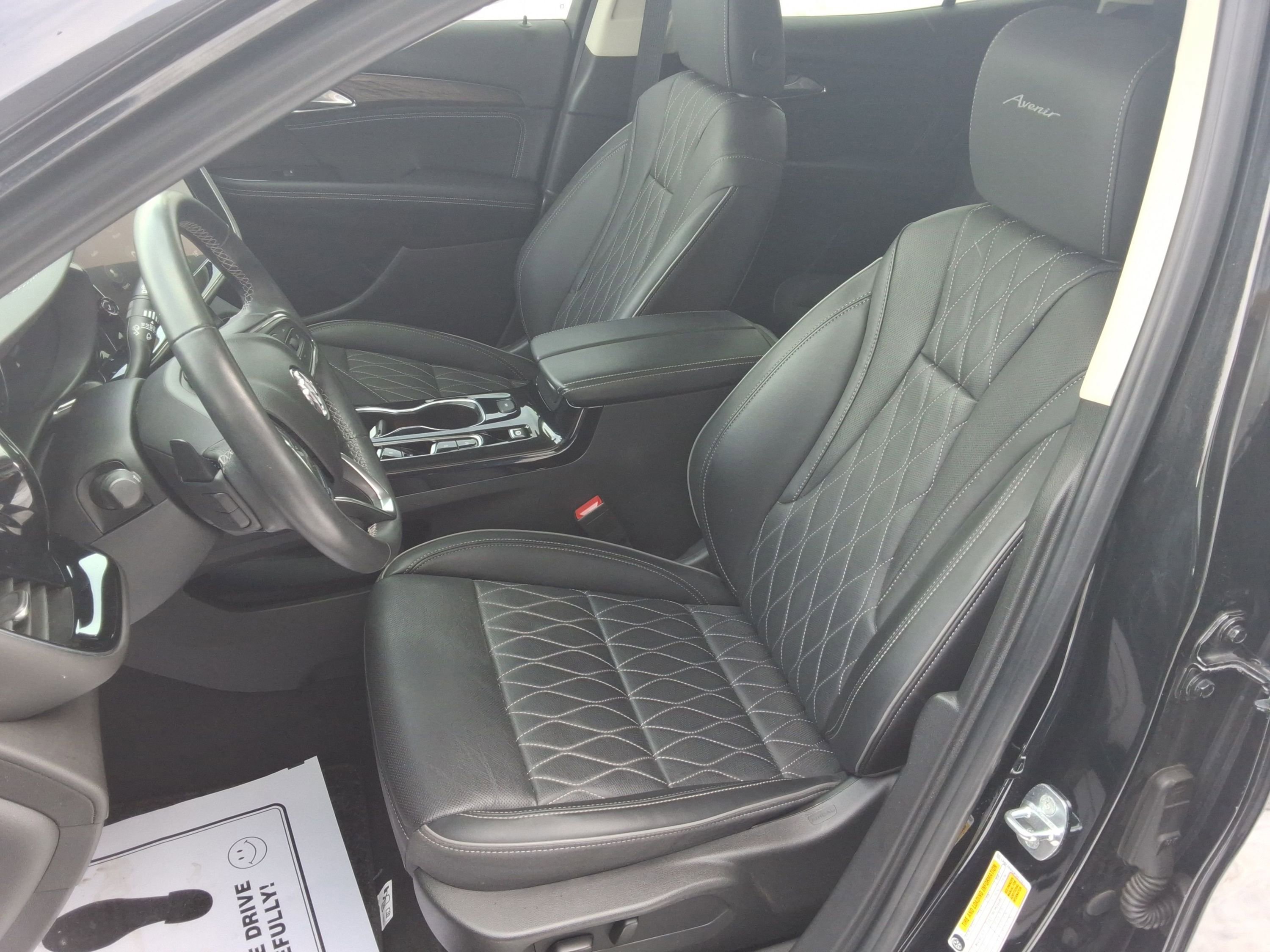 Used 2023 Buick Envision Avenir image 27