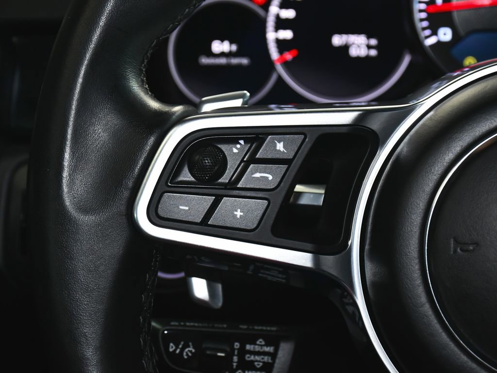 Used 2021 Porsche Cayenne GTS w/ Premium Package Plus AWD/4WD image 34