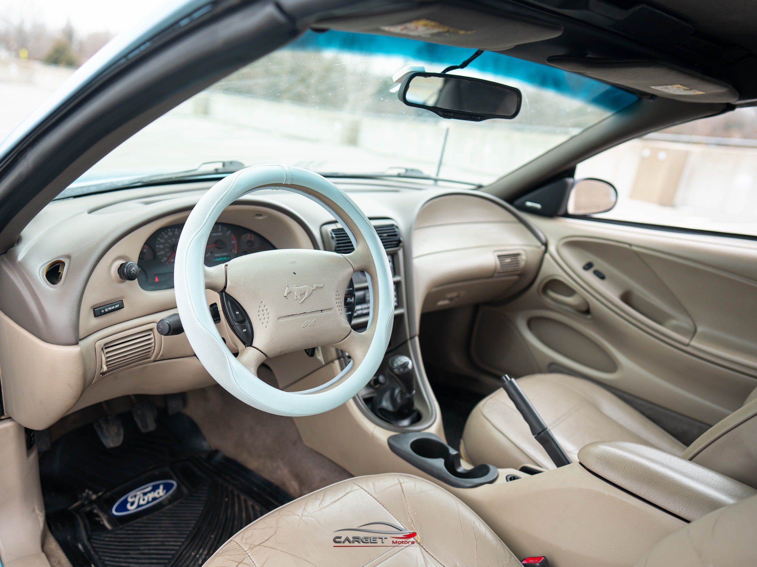 Used 1999 Ford Mustang Convertible RWD image 14