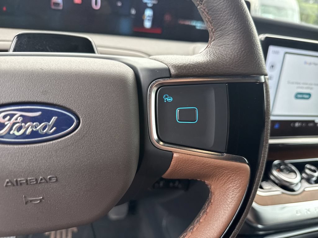 Used 2025 Ford Expedition Max King Ranch AWD/4WD image 26