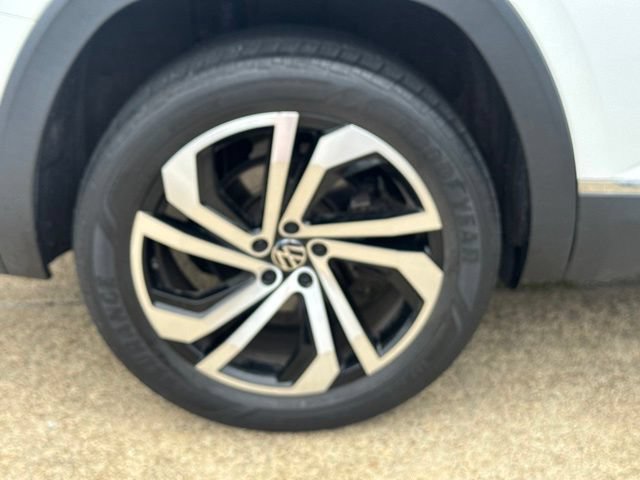 Used 2022 Volkswagen Atlas SEL AWD/4WD image 35