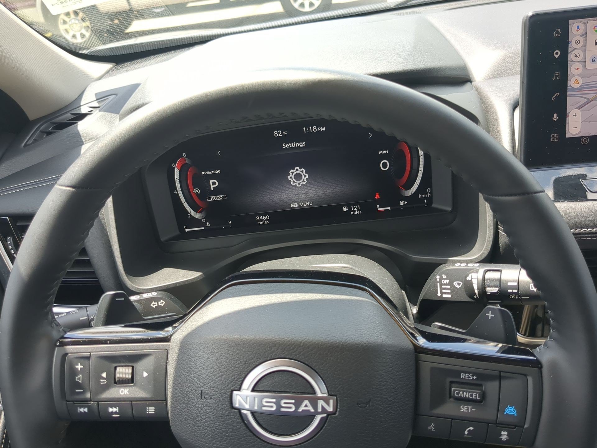 Used 2025 Nissan Rogue SL AWD/4WD image 13