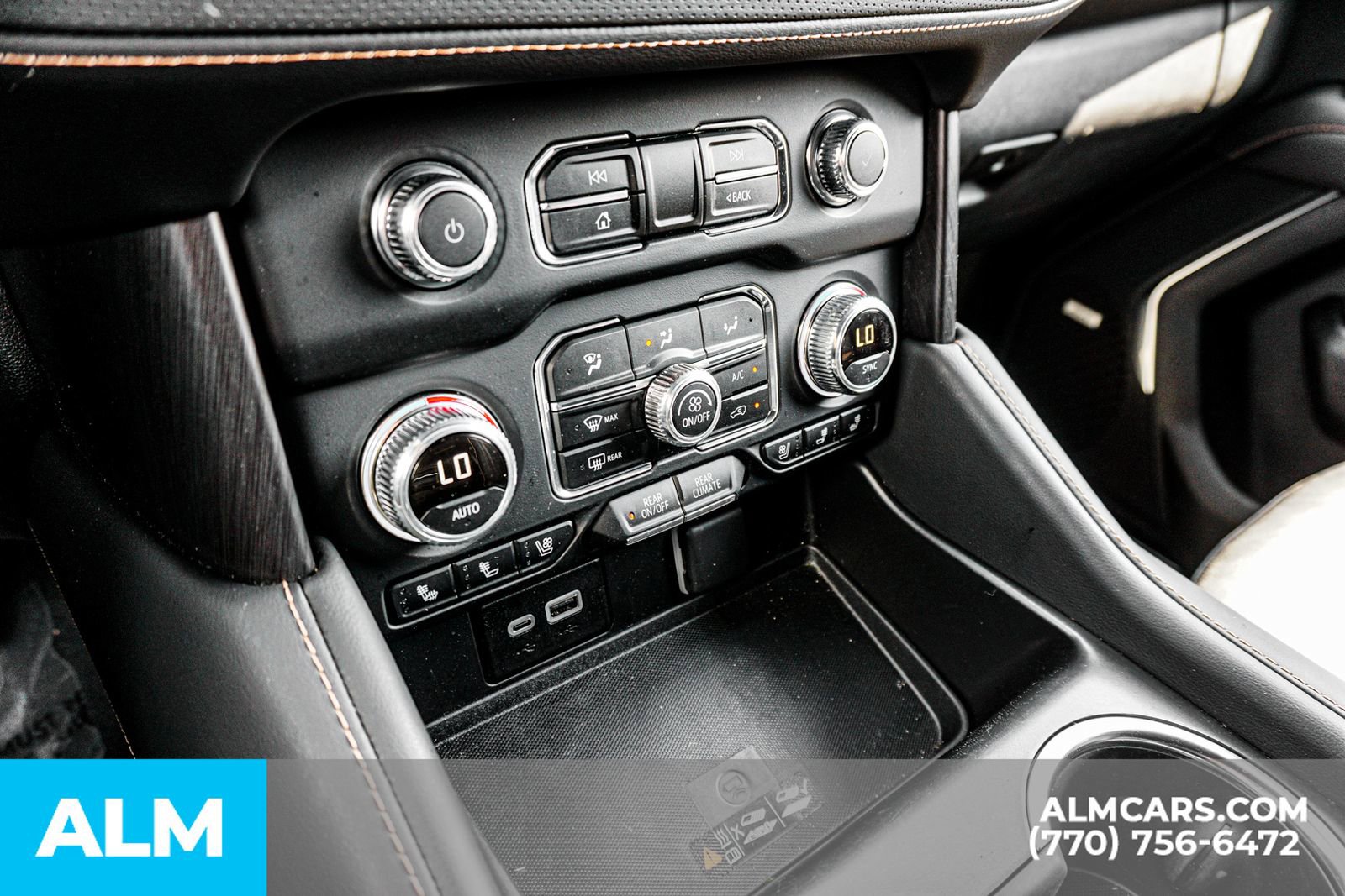 Used 2024 GMC Yukon XL AT4 w/ Technology Package image 46