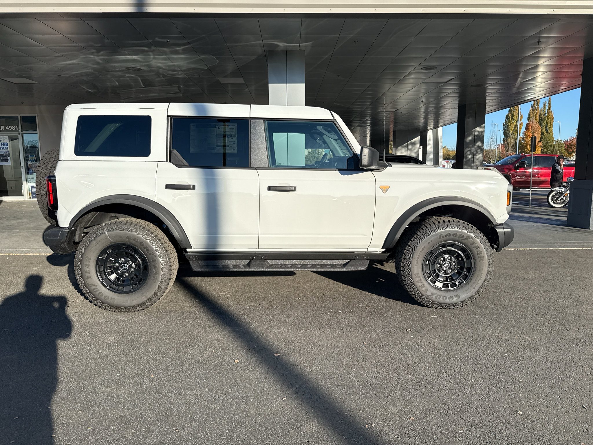 New 2026 Ford Bronco Badlands AWD/4WD image 3