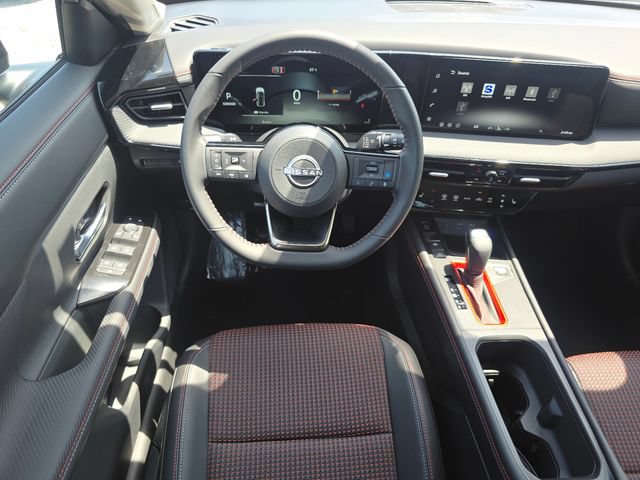 New 2026 Nissan Kicks SR w/ Cold Weather Package AWD/4WD video 3