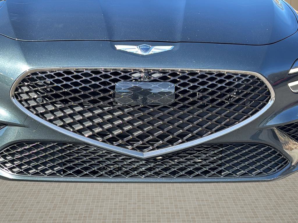 Used 2023 Genesis G70 3.3T w/ Sport Prestige Package image 9