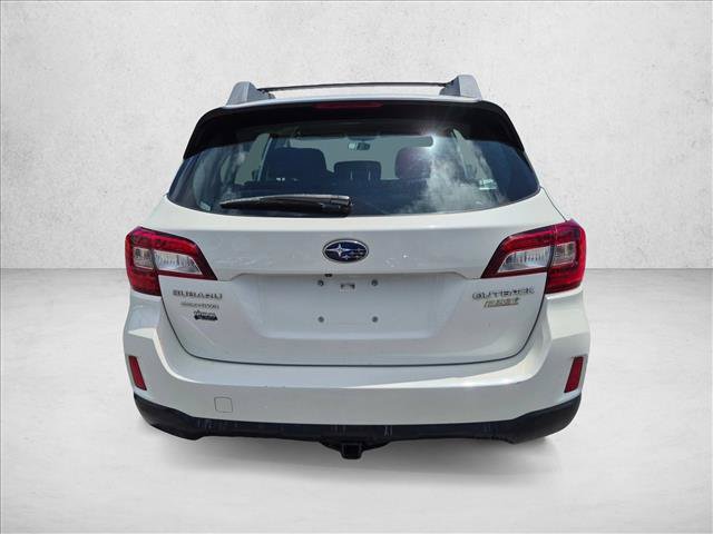 Used 2017 Subaru Outback 2.5i AWD/4WD image 7