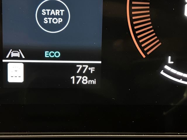 New 2026 Hyundai Santa Fe SEL image 16