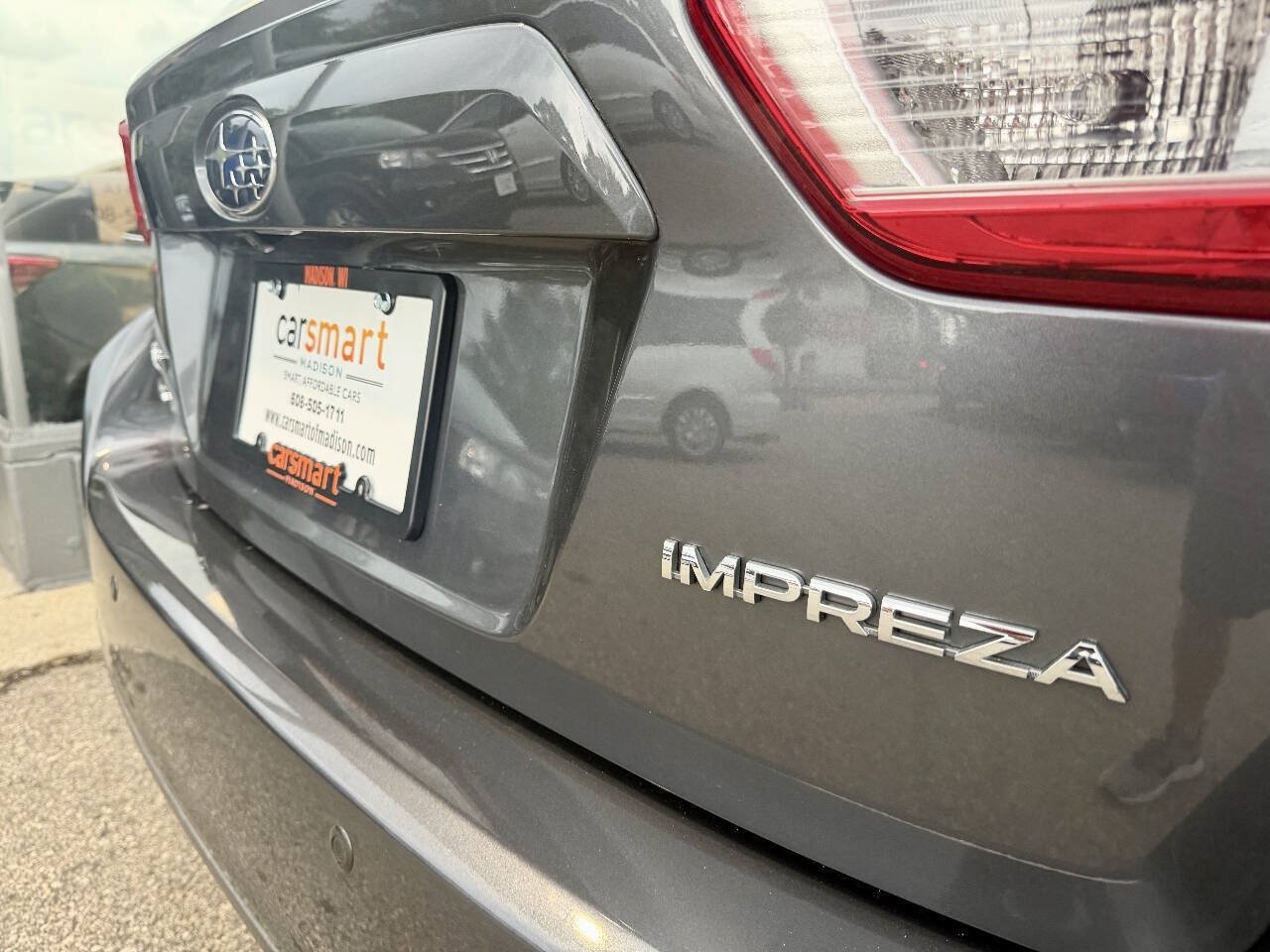 Used 2018 Subaru Impreza 2.0i Limited AWD/4WD image 10