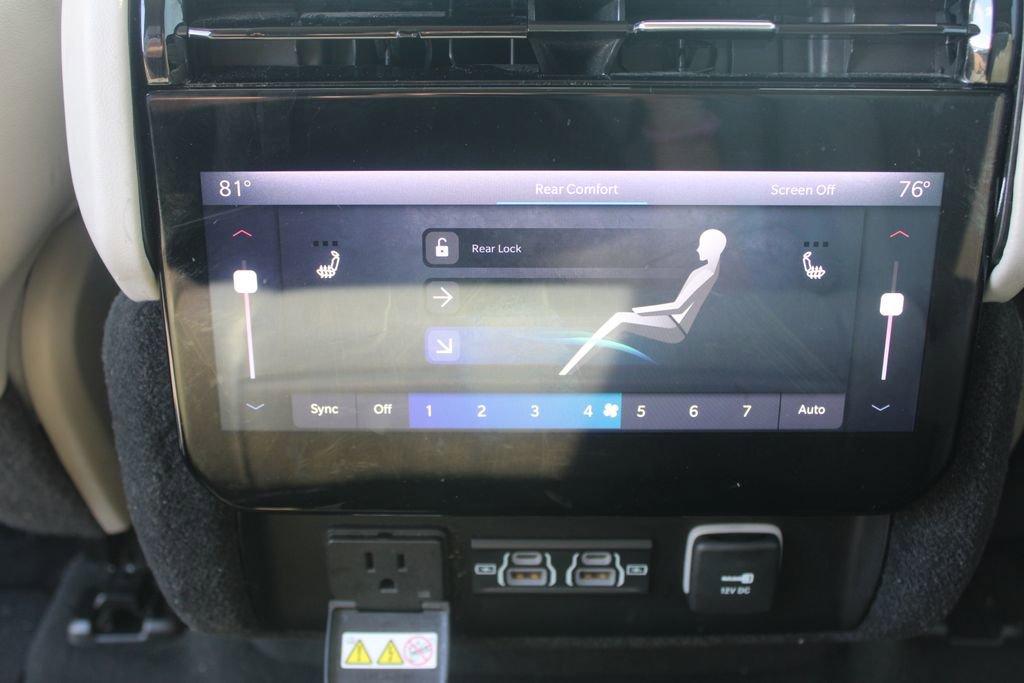 Used 2023 Jeep Grand Wagoneer Series II w/ Flexible Seating Group image 18