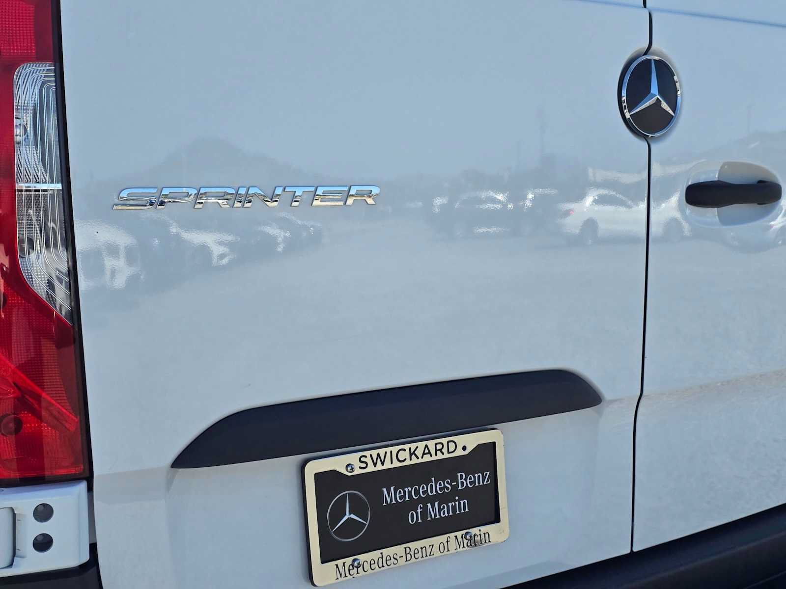 Used 2025 Mercedes-Benz Sprinter 2500 image 13