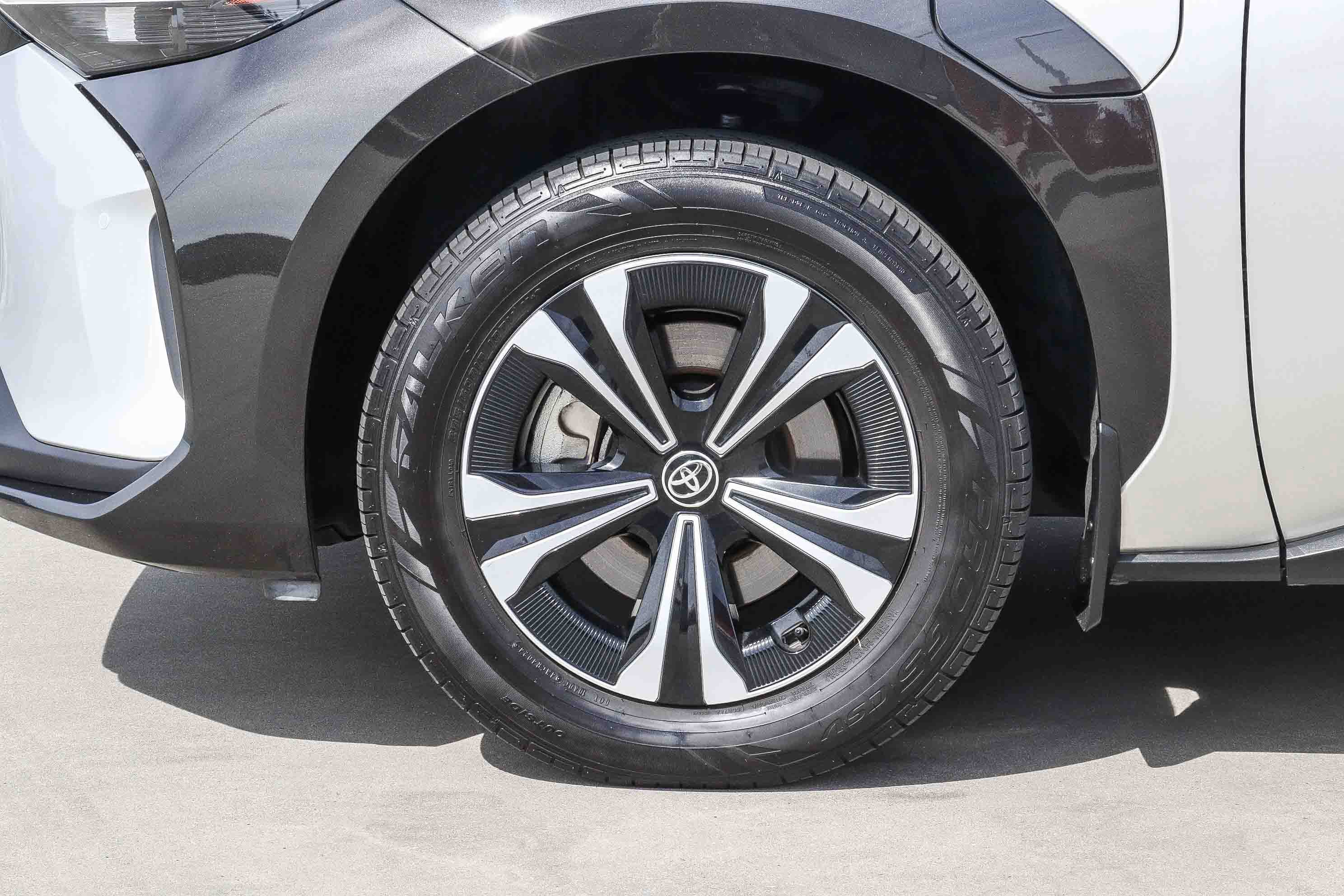 Used 2023 Toyota bZ4X FWD w/ Weather Package image 9