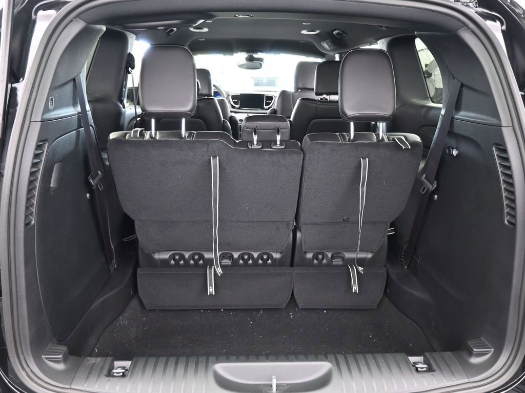 New 2026 Chrysler Pacifica Select image 36