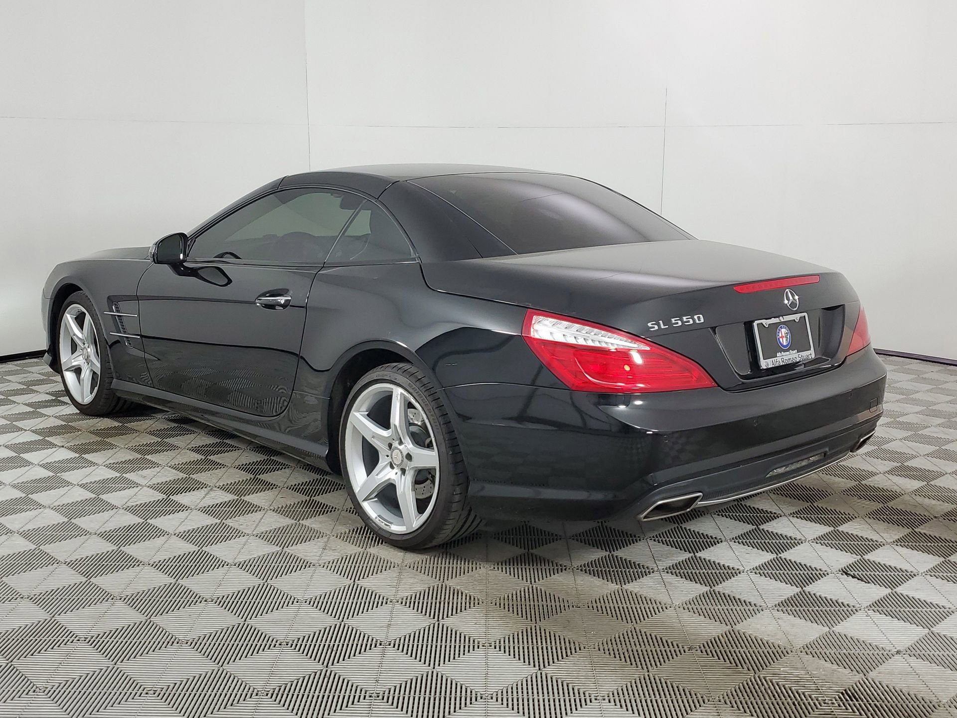 Used 2014 Mercedes-Benz SL 550 image 26