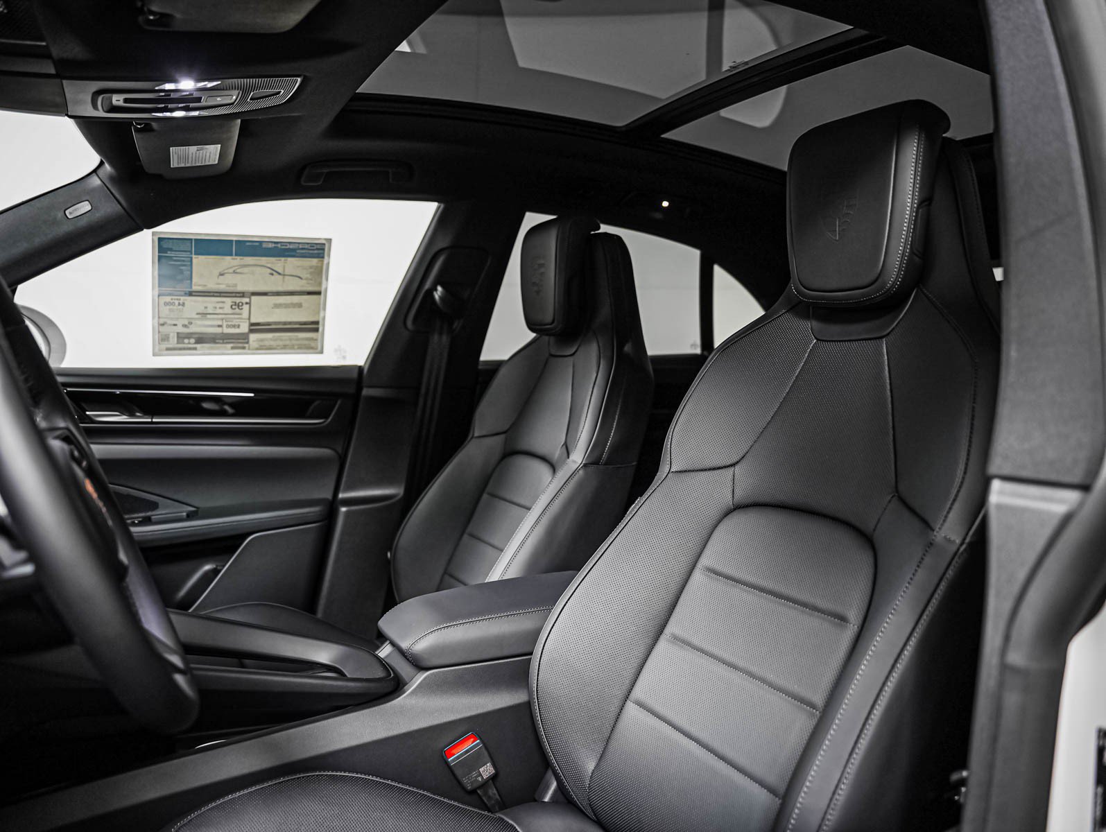 New 2026 Porsche Macan 4 Electric AWD/4WD image 5