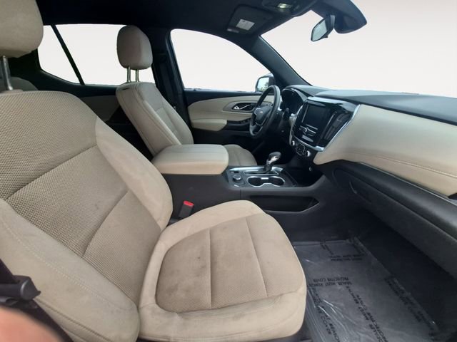 Used 2022 Chevrolet Traverse LS FWD image 14