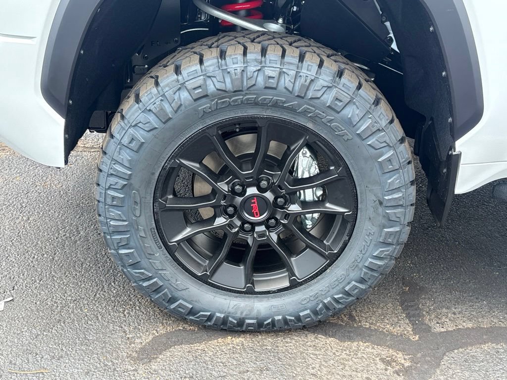 New 2026 Toyota Tundra Limited AWD/4WD image 29