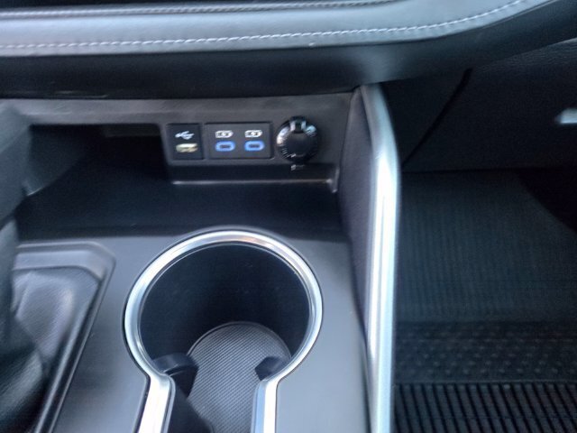 Certified 2022 Toyota Highlander LE AWD/4WD image 17