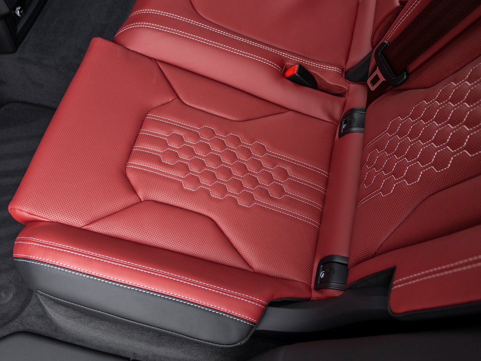 Used 2024 Lamborghini Urus S image 34