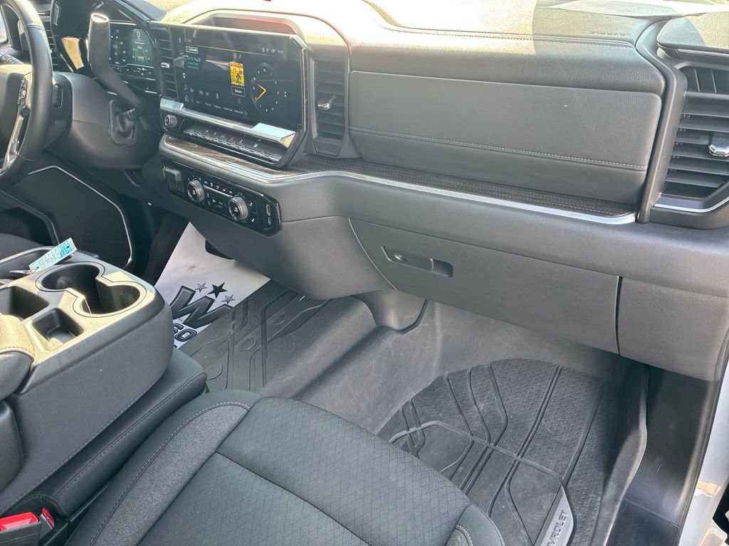 Certified 2025 Chevrolet Silverado 1500 RST w/ Protection Package AWD/4WD image 23