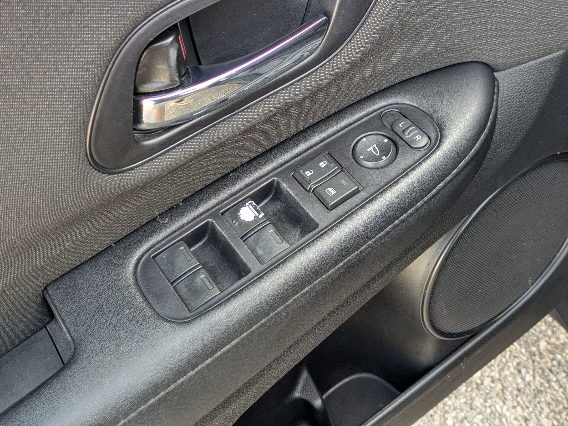 Used 2019 Honda HR-V LX image 11