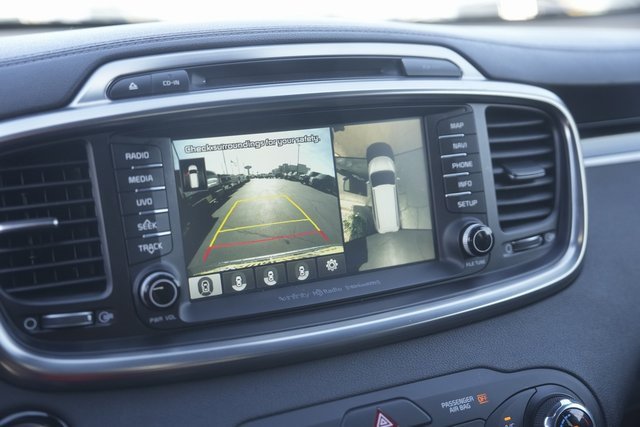 Used 2017 Kia Sorento SX image 27