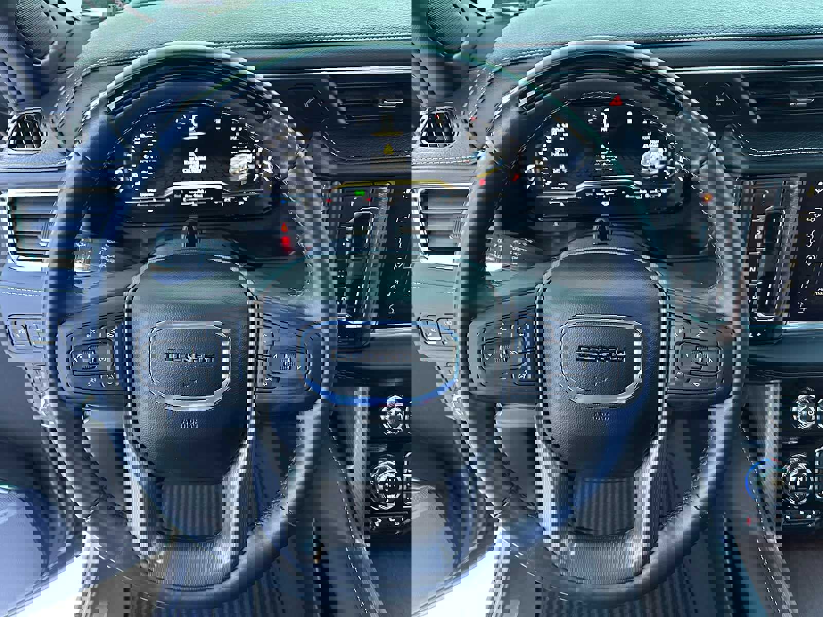 Used 2024 GMC Yukon XL Denali Ultimate image 26