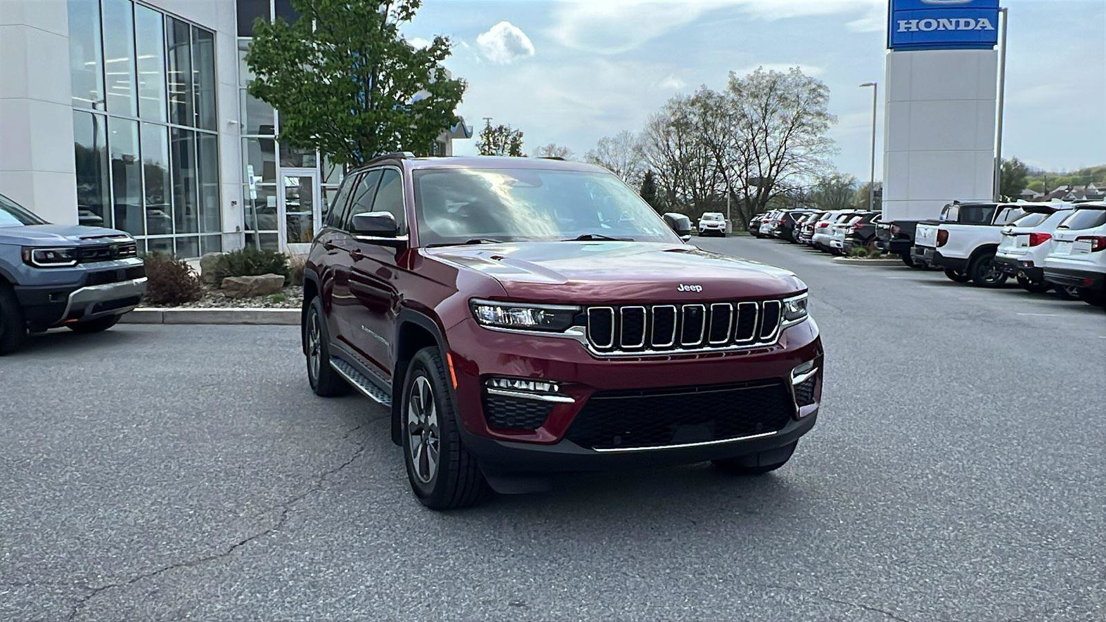 Used 2024 Jeep Grand Cherokee Limited 4xe w/ Luxury Tech Group II
