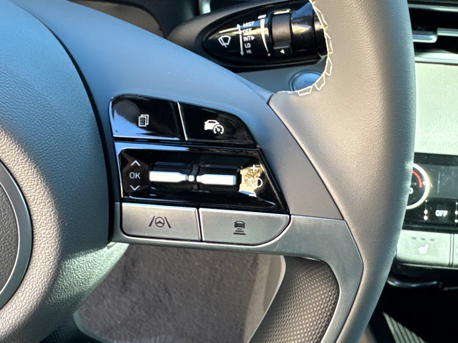 New 2026 Hyundai Elantra SEL Sport Premium FWD image 27