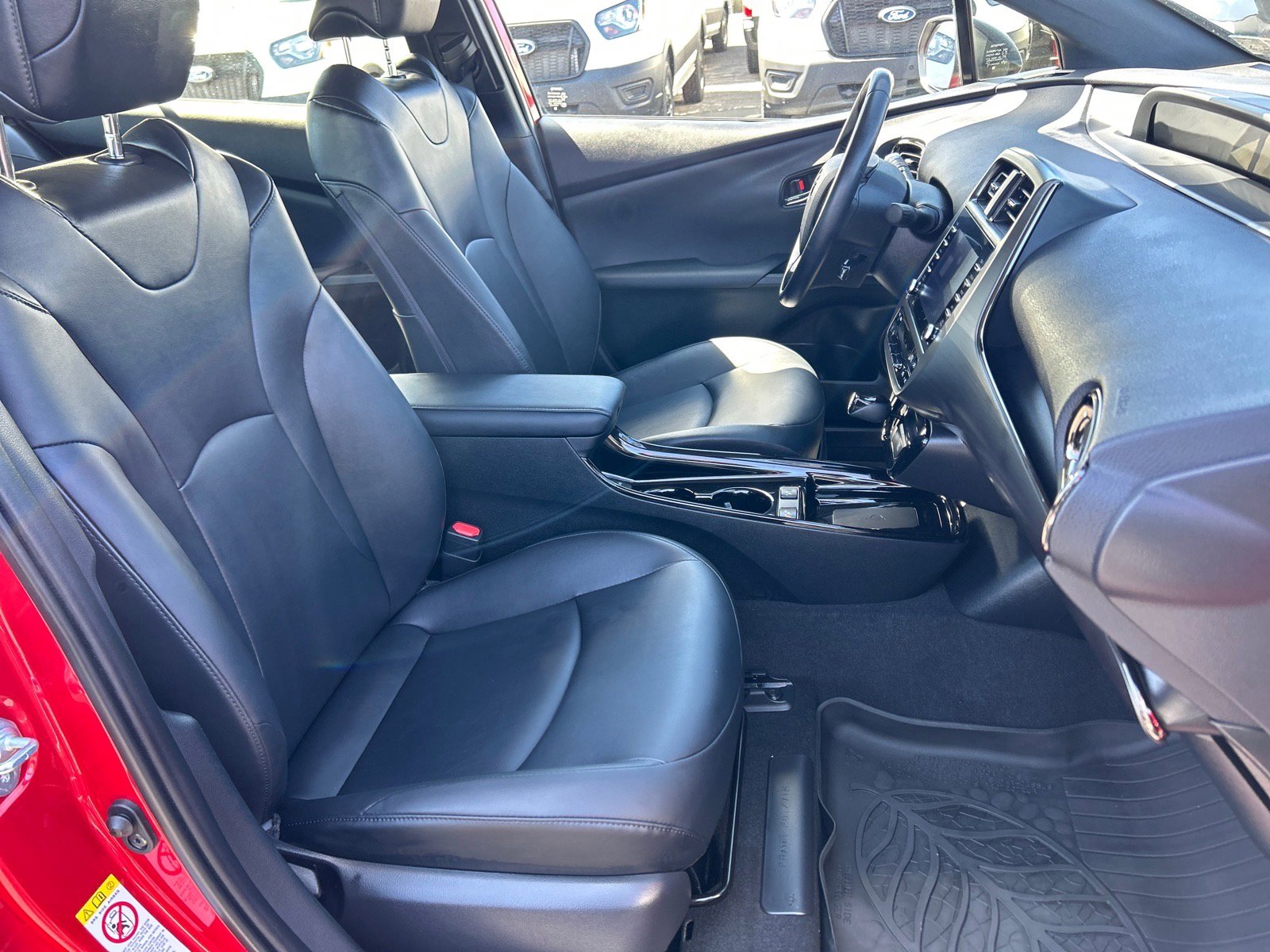 Used 2021 Toyota Prius image 18