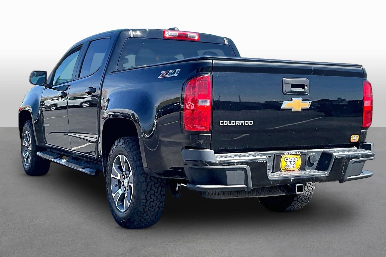 Used 2015 Chevrolet Colorado Z71 AWD/4WD image 10