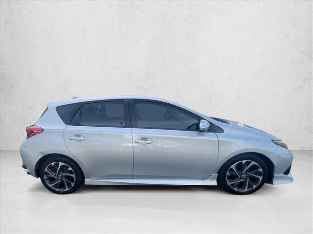 Used 2017 Toyota Corolla iM image 3