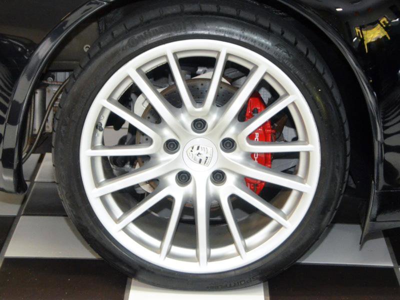 Used 2005 Porsche 911 Carrera image 16