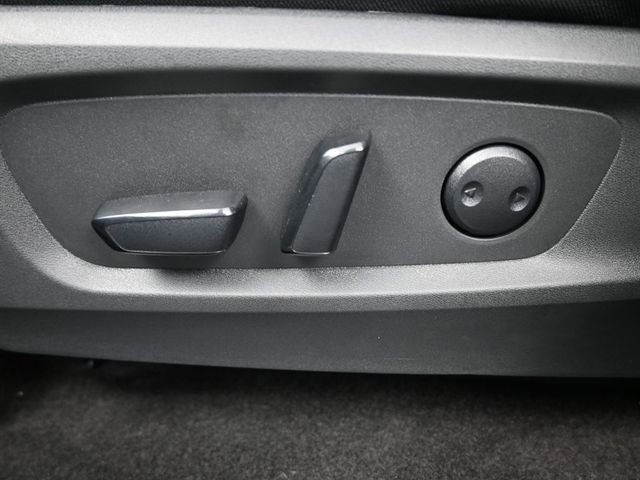 Used 2024 Nissan Pathfinder Platinum image 31