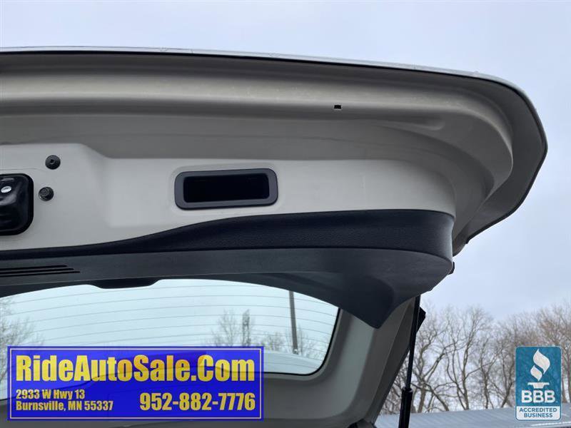 Used 2018 Nissan Rogue S image 33