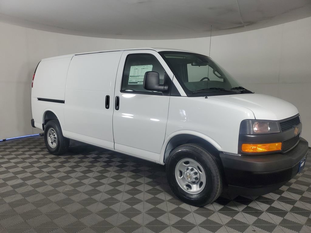 New 2026 Chevrolet Express 2500 w/ Driver Convenience Package image 3