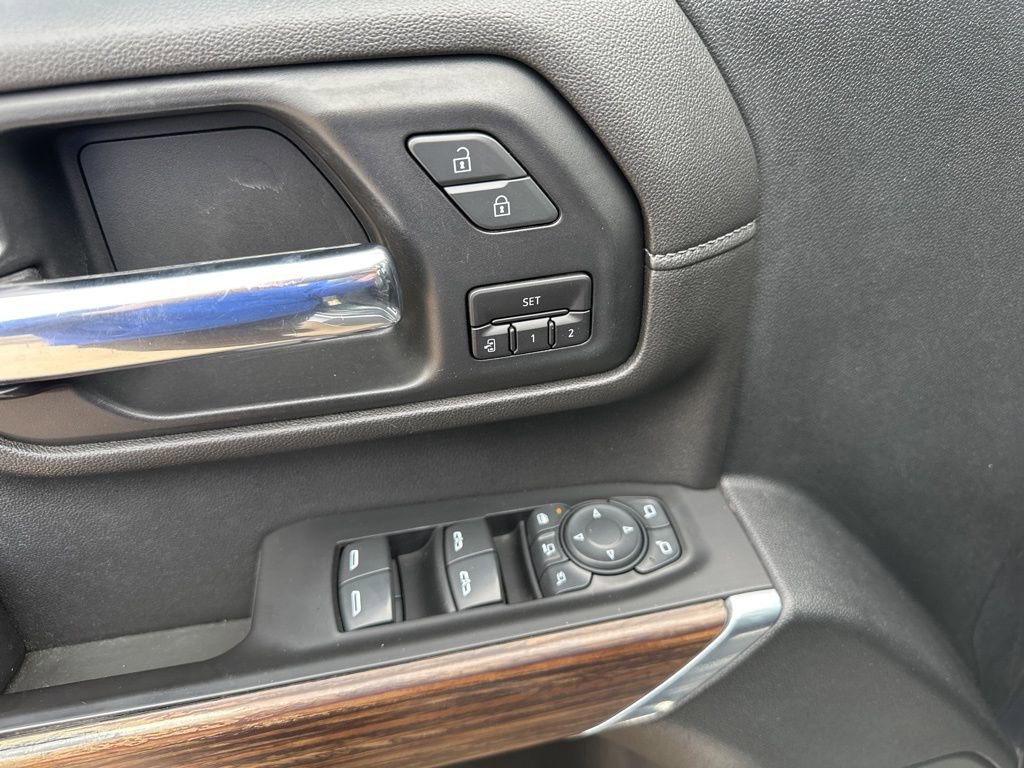 Used 2020 Chevrolet Silverado 2500 High Country w/ Z71 Off-Road Package image 18