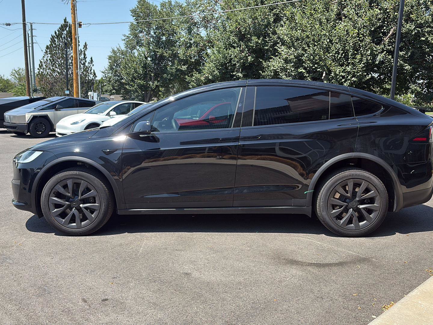 Used 2025 Tesla Model X AWD/4WD image 5